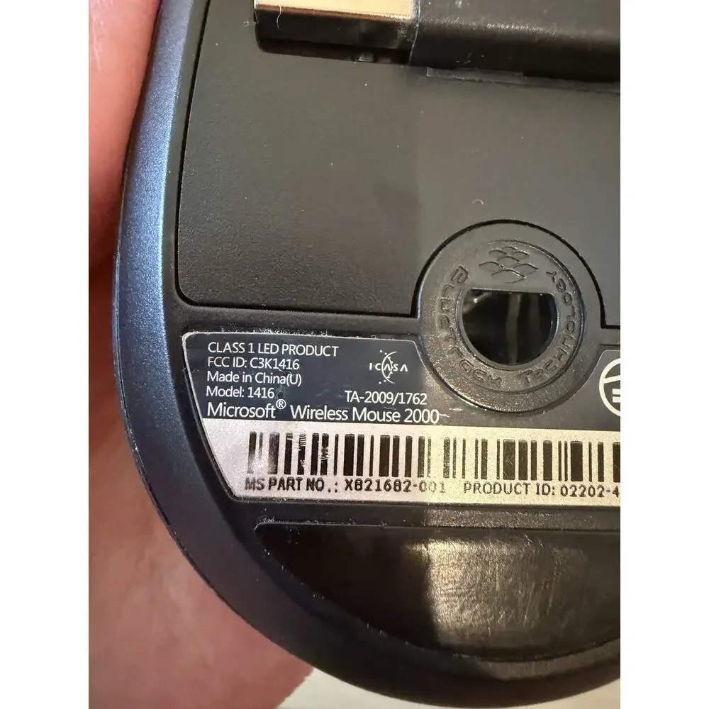 Microsoft Wireless Mouse 2000 Model 1416 Black with USB RECEIVER